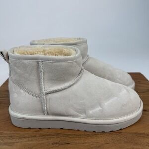 New Womens Lamo Kora Short Winter White Suede Fur Lined Boots Size 6 M NWOB